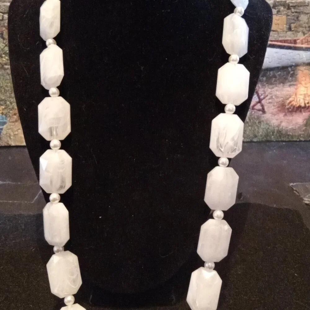 Vintage Ice Cube Bead Necklace_3